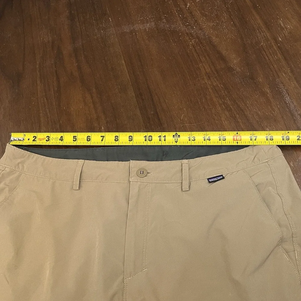 Patagonia Shorts Hydro Series Boardshorts Mojave Khaki Men's 36 Beige